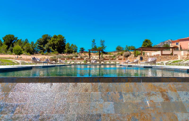 The Westin Bonmont Golf Resort & Spa Bonmont Terres Noves Exterior photo